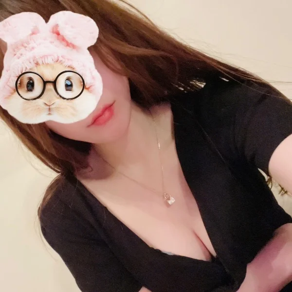 12:00〜16:00出勤してます❣️