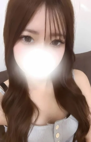 妃かれん