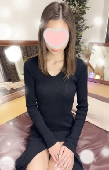 鷹宮 もも