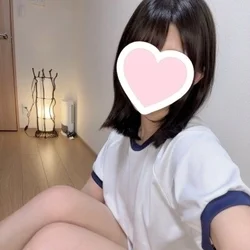 透明感半端ない真っ白素肌と清楚アイドル...