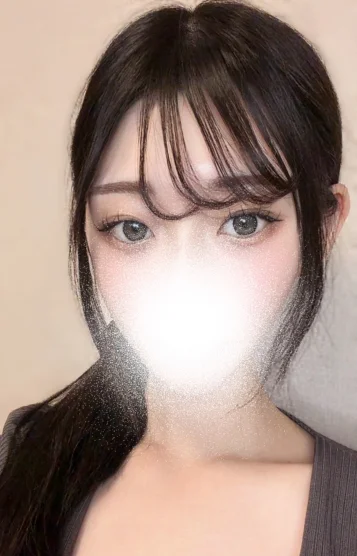 内田　もも