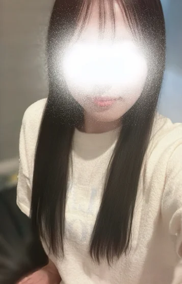 結城　りな