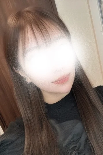 西木　ユリ