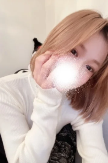 桃乃井みこ