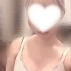 鳴海らら