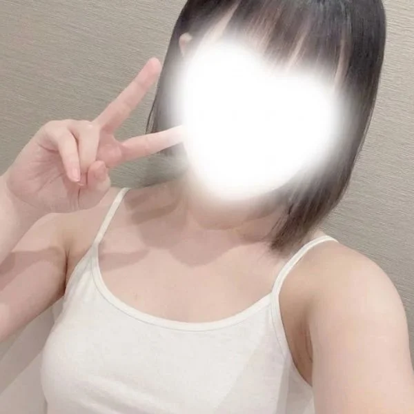 にこです😆
