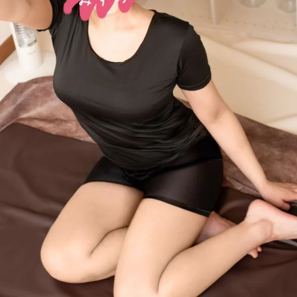 おはようございます!12時から出勤します😀