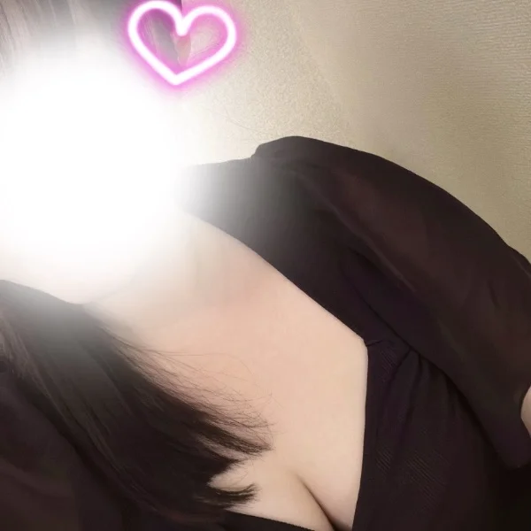 本日出勤中です.ᐟ.ᐟ🎀
