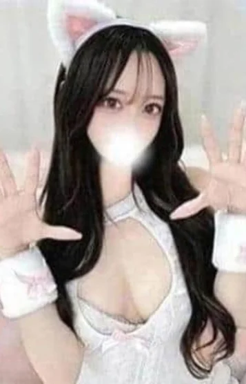 もえな