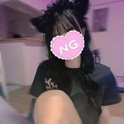 小悪魔ヘヴン😈えみり💛🤍💛🤍💛🤍