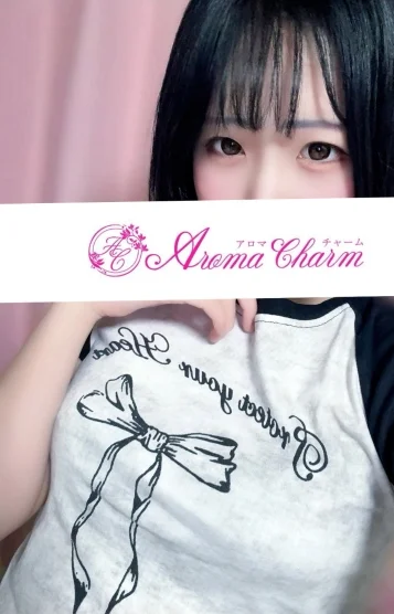 小春ひより