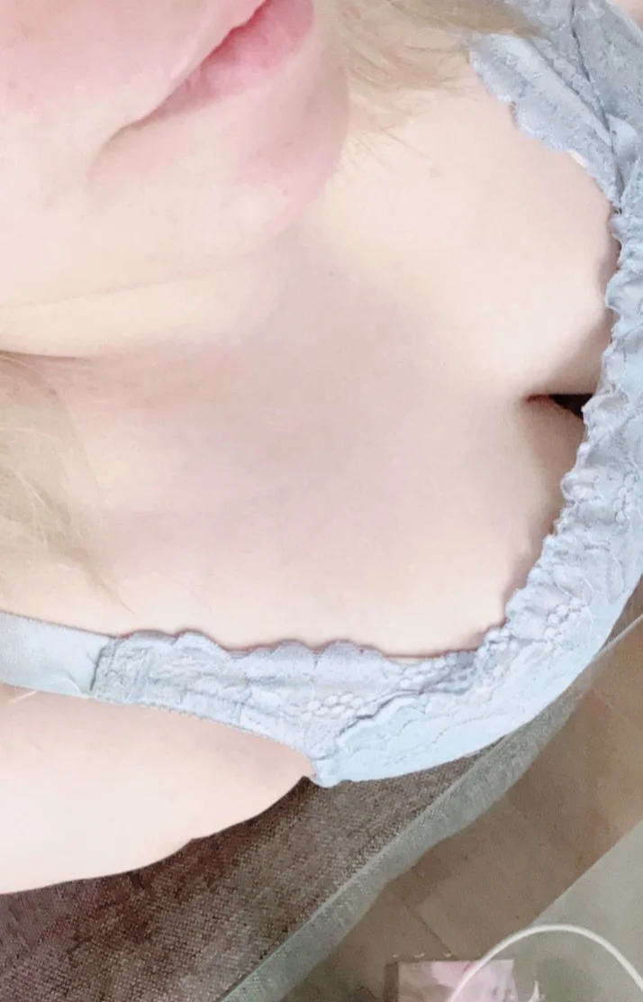 本日20時から25時で出勤してます！