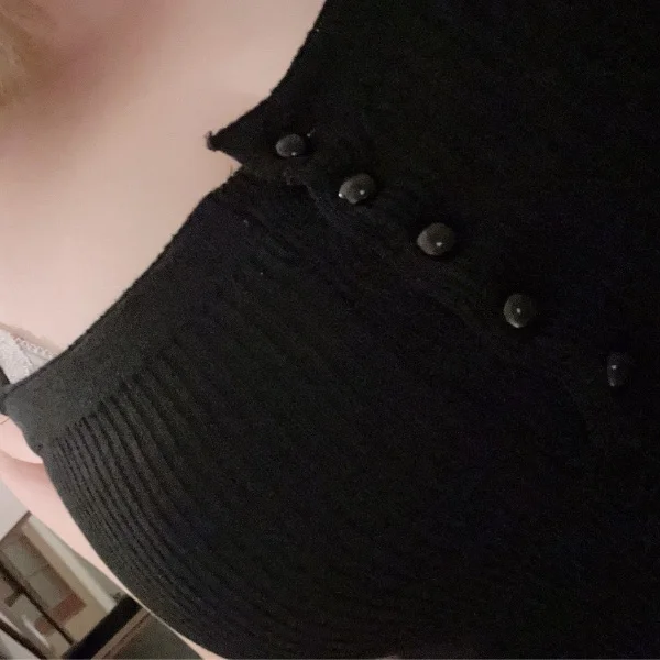 本日19時から25時で出勤してます！