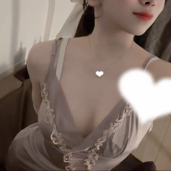本日 22時まで出勤中😘💋
