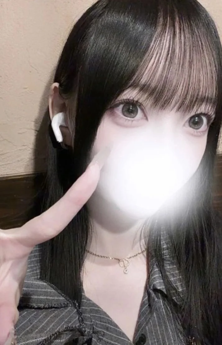 日付変わって本日出勤してます＞ω＜🍒✩