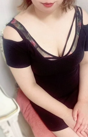 西川まゆみ