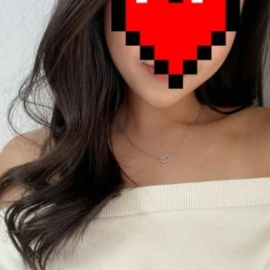 奈々>の写真