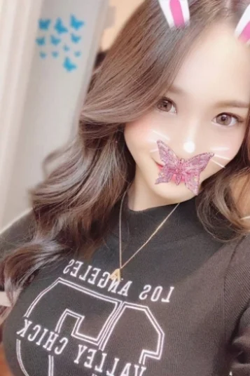 高峰ゆりあ