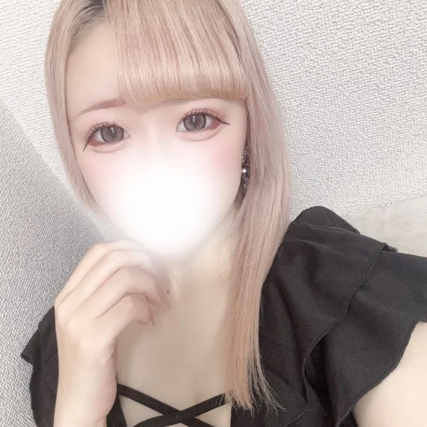 はじめての日記❕出勤してます🤍ྀི