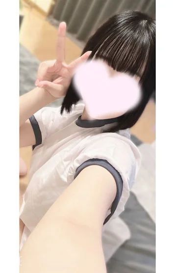 👗七瀬ひな👗