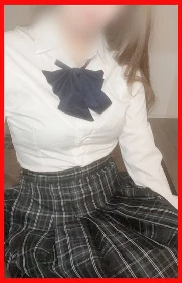 朝比奈りな