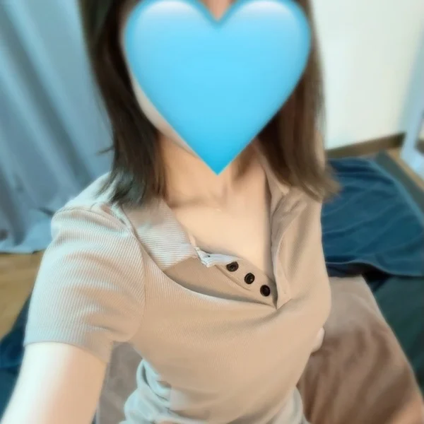 本日16時まで出勤しています!