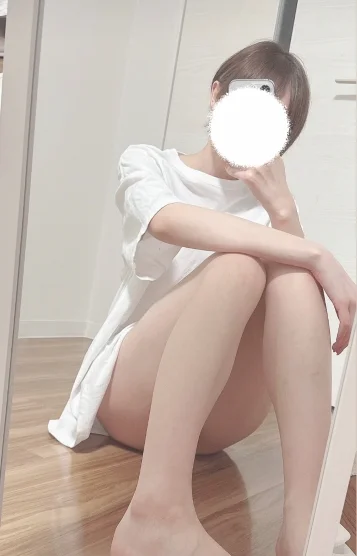 新人　サラ　(20)