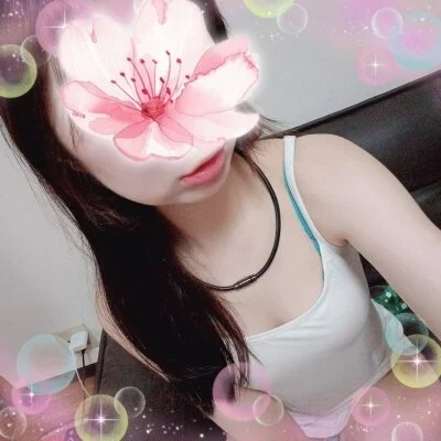 色白スレンダー♡可愛い笑顔が魅力！【朝井】