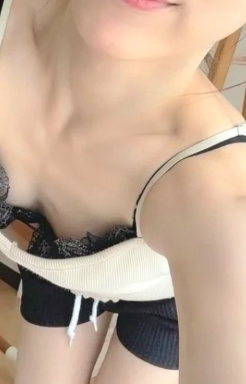 森川 あゆみ