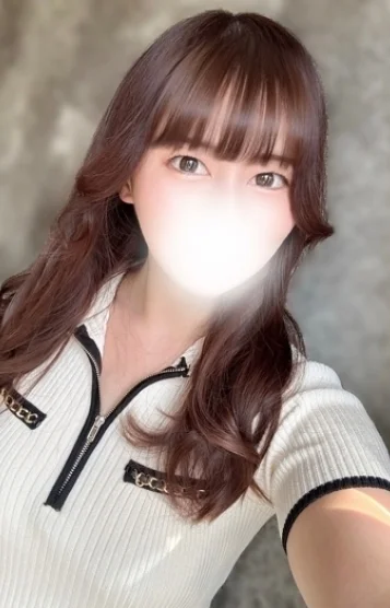 佐野ゆりあ