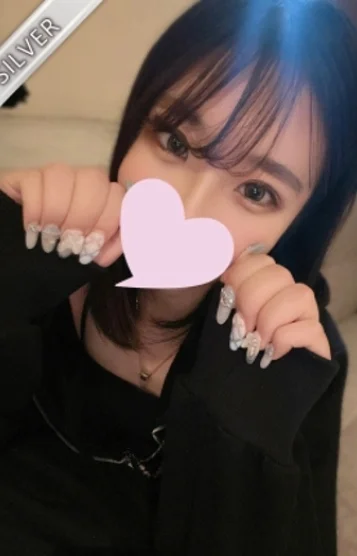 みいな