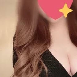 七瀬なな