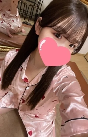 鈴音えみな