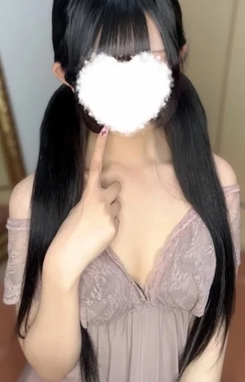 初音りな