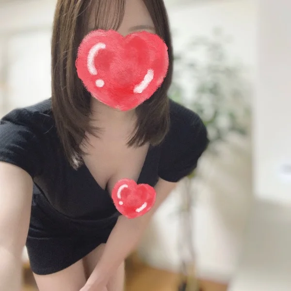 本日夜お部屋います🥰