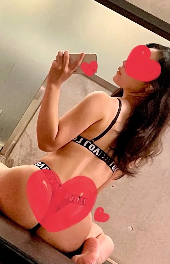 本日は18-23時までお待ちしております♥