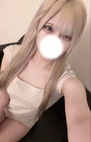 りか(新人)