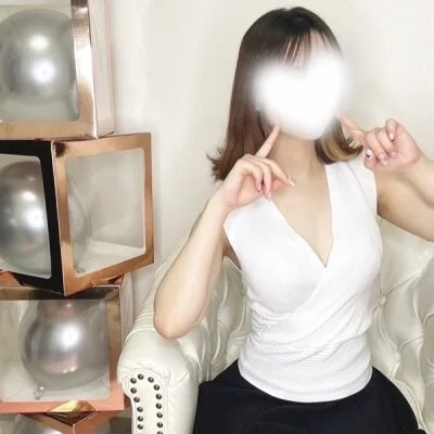 皆戸せな　スレンダー現役女子大生セラピスト