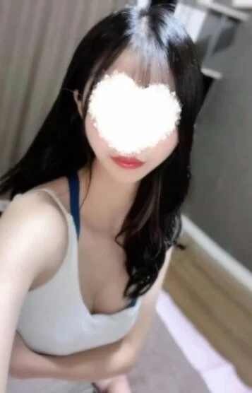 一条 まりな