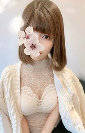 椿ひな