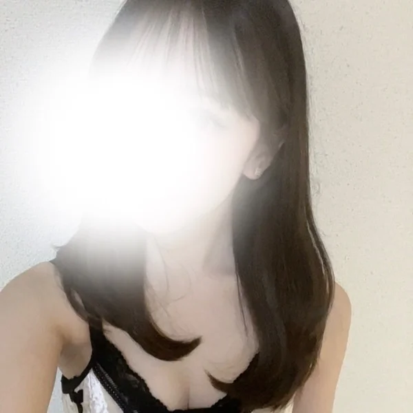 明日18日18:00からキャンセル枠あります🎀