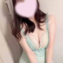 桜月みれい