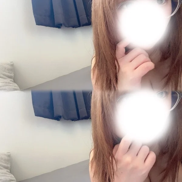 寝起きメガネ🤓