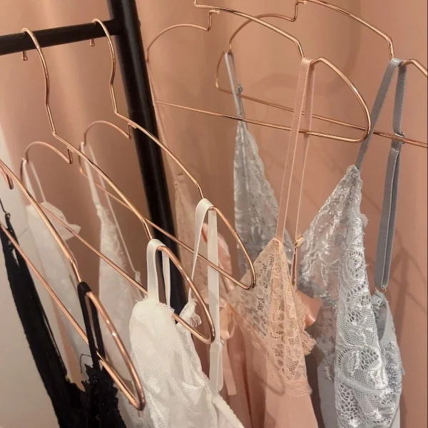 新入りたち👗