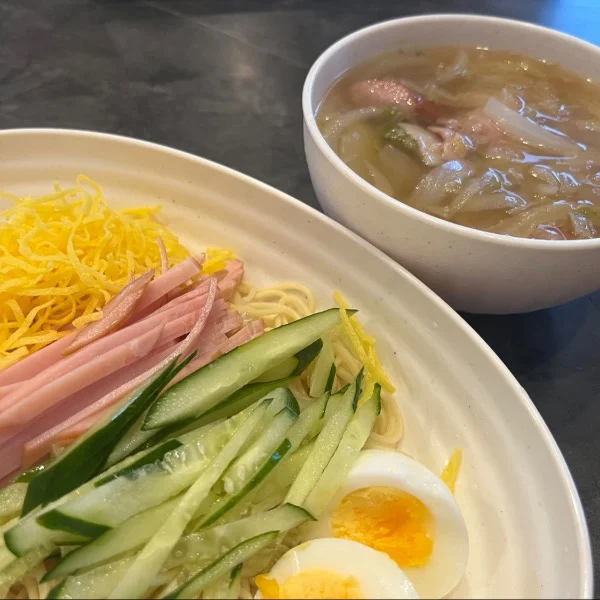 冷やし中華始めました🍥