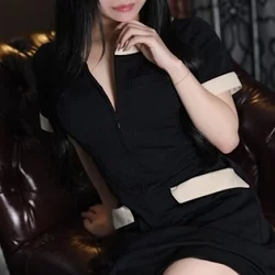 五日市でお出迎え😘【猫村さん】出勤中✨...