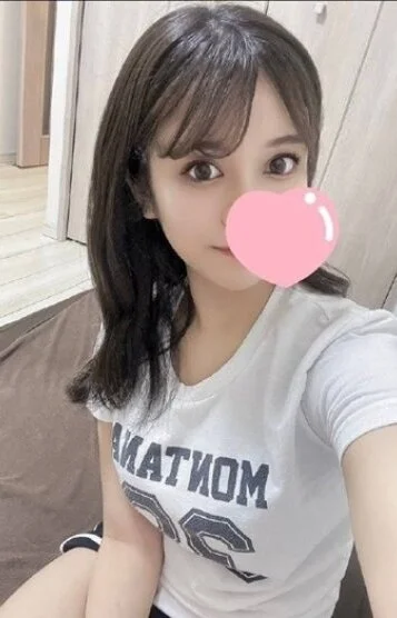 愛染 もな