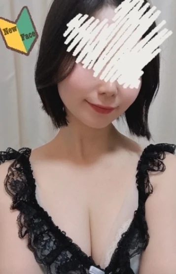 鈴木ももな