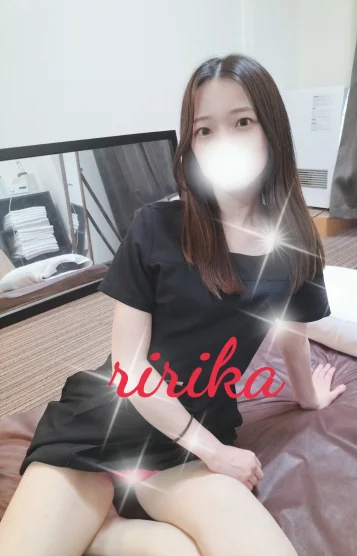 りりか20代前半