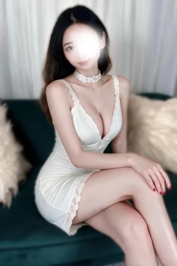 白間 なぎさ